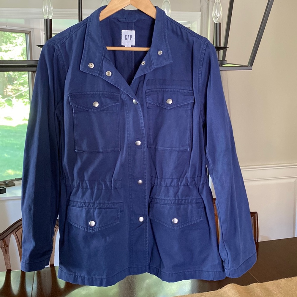 Great GAP Fall Navy Blue Jacket!  Perfect for Fall!  Size M!